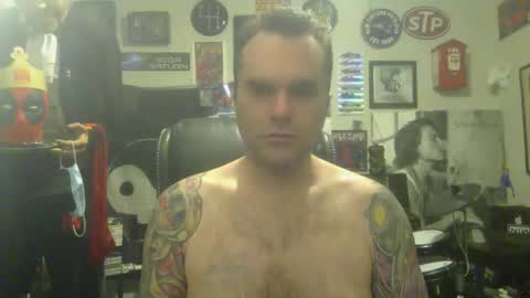 Snapshot of lil_tea_break_6996 chatting on 05/18/26, 05:24 t online show from 05/18/26, 05:24