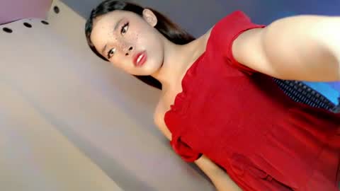 Snapshot of lil_trixxy chatting on 07/04/26, 02:18 lil_trixxy online show from 07/04/26, 02:18