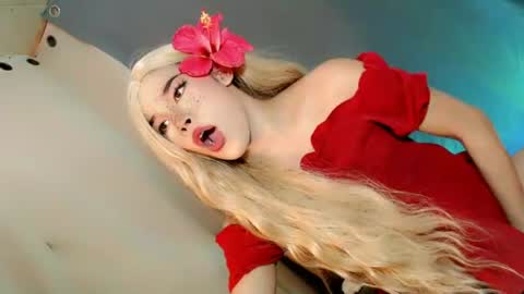 Snapshot of lil_trixxy chatting on 07/05/26, 12:17 lil_trixxy online show from 07/05/26, 12:17