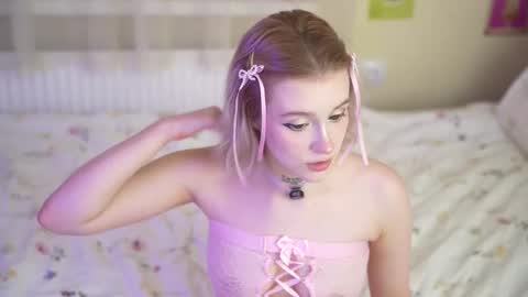 Rina  online show from 11/15/25, 07:43