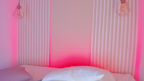 L I L A   online show from 12/31/24, 08:56