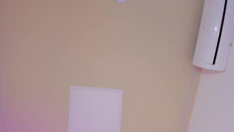 L I L A   online show from 02/27/25, 11:48