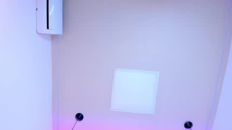 L I L A   online show from 03/01/25, 12:17