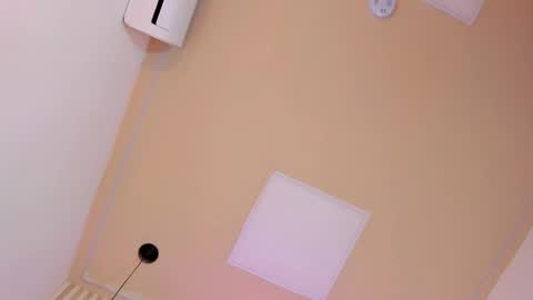 L I L A   online show from 03/05/25, 02:46