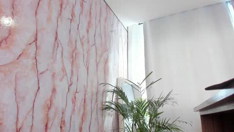 Lila online show from 12/31/24, 03:53