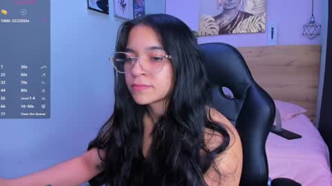 Snapshot of lila_foox chatting on 07/18/26, 06:23 LILA online show from 07/18/26, 06:23