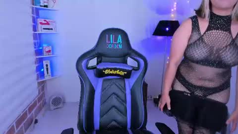 Snapshot of lila_jordan_ chatting on 06/18/26, 05:50 Lila Jordan online show from 06/18/26, 05:50