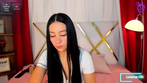 lila_pinky_ online show from 04/20/26, 11:46