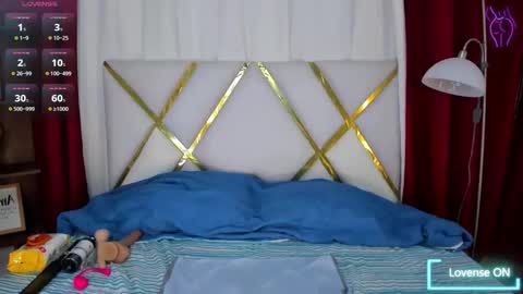 lila_pinky_ online show from 04/21/26, 11:38