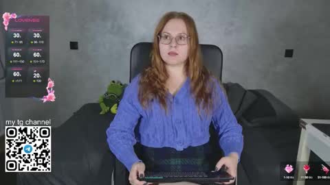 lila_pitt online show from 09/25/25, 08:12