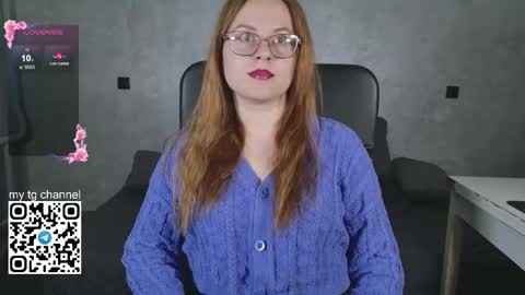 lila_pitt online show from 09/26/25, 07:51