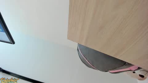 lila bailey  online show from 09/21/25, 07:37