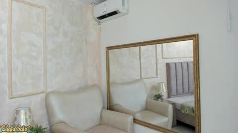 lila bailey  online show from 09/29/25, 07:51