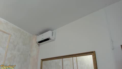 lila bailey  online show from 10/14/25, 07:58