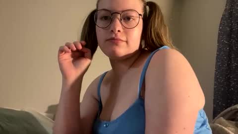 lilaccandy online show from 11/14/25, 02:32