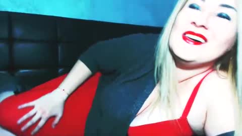 Snapshot of lilada27 chatting on 12/10/24, 06:28 lila online show from 12/10/24, 06:28