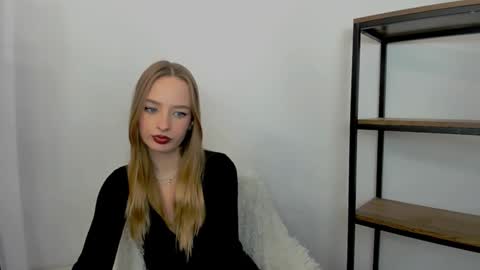 LiliaDesire online show from 12/05/24, 06:44