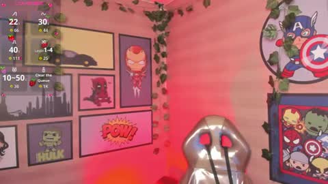 Snapshot of lilameow222 chatting on 06/17/26, 04:37 Lila online show from 06/17/26, 04:37