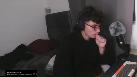 Snapshot of lilankore chatting on 01/11/25, 04:27 Yeh online show from 01/11/25, 04:27