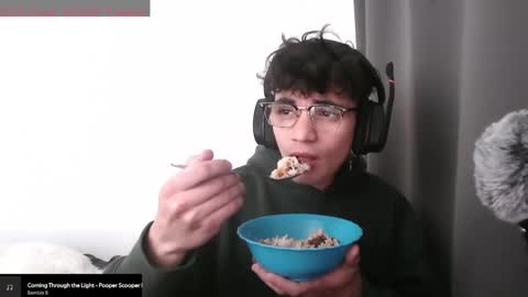 Snapshot of lilankore chatting on 01/13/25, 05:23 Yeh online show from 01/13/25, 05:23