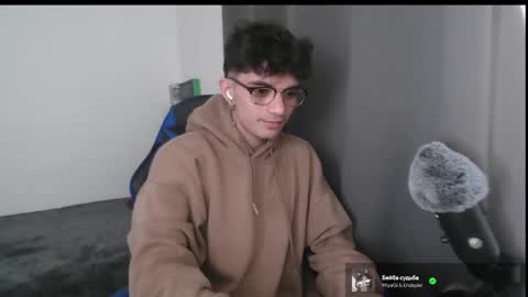 Snapshot of lilankore chatting on 02/02/25, 04:15 Yeh online show from 02/02/25, 04:15