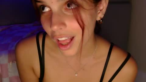 Snapshot of lilbeccaxo chatting on 03/04/25, 08:24 Rebecca online show from 03/04/25, 08:24