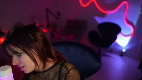 Rebecca online show from 04/21/26, 04:52