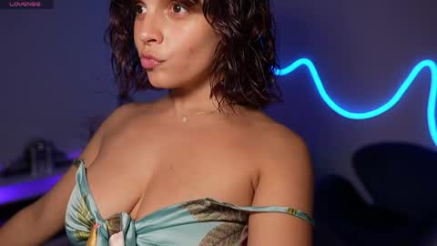Snapshot of lilbeccaxo chatting on 06/04/26, 05:19 Rebecca online show from 06/04/26, 05:19