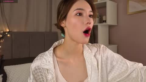 Snapshot of lilcatalia chatting on 05/02/26, 09:36 Hi im Yuki online show from 05/02/26, 09:36