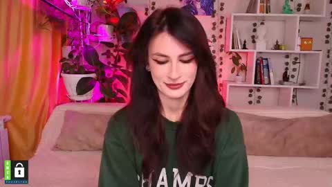 Snapshot of lildarkagex chatting on 10/29/25, 08:16 Alina online show from 10/29/25, 08:16