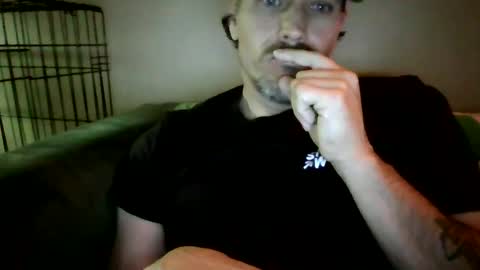 Snapshot of lildeer1980 chatting on 10/31/25, 12:00 lildeer1980 online show from 10/31/25, 12:00