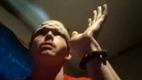 Snapshot of lildman420 chatting on 10/22/25, 05:13 lildman420 online show from 10/22/25, 05:13