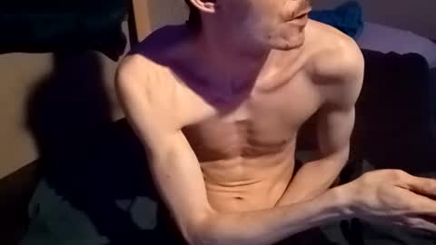 Snapshot of lildman420 chatting on 10/28/25, 09:24 lildman420 online show from 10/28/25, 09:24