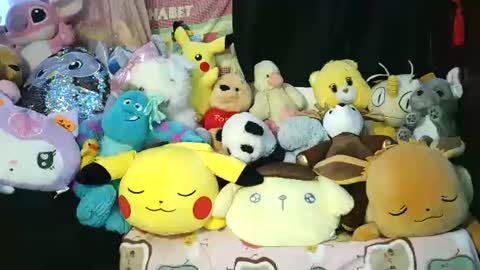 Snapshot of lilemmy1999 chatting on 12/19/24, 08:02 emily ryanson online show from 12/19/24, 08:02