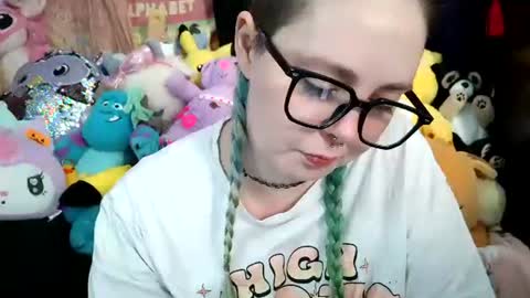 Snapshot of lilemmy1999 chatting on 12/30/24, 08:15 emily ryanson online show from 12/30/24, 08:15