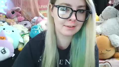 Snapshot of lilemmy1999 chatting on 01/20/25, 05:27 emily ryanson online show from 01/20/25, 05:27