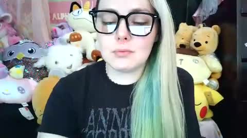 Snapshot of lilemmy1999 chatting on 01/27/25, 09:11 emily ryanson online show from 01/27/25, 09:11