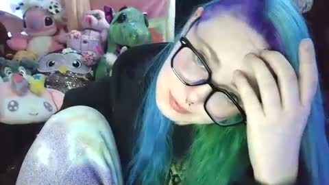 Snapshot of lilemmy1999 chatting on 02/12/25, 02:43 emily ryanson online show from 02/12/25, 02:43