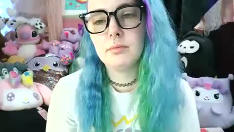 Snapshot of lilemmy1999 chatting on 02/17/25, 04:48 emily ryanson online show from 02/17/25, 04:48