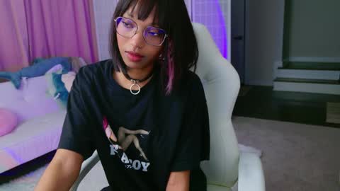 evie online show from 01/23/25, 02:44