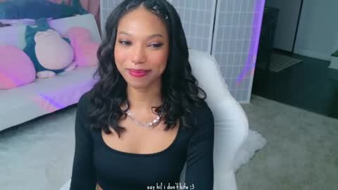 evie online show from 06/10/26, 12:44