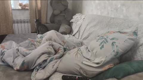 Snapshot of lili28055 chatting on 12/18/25, 10:54 Lili online show from 12/18/25, 10:54