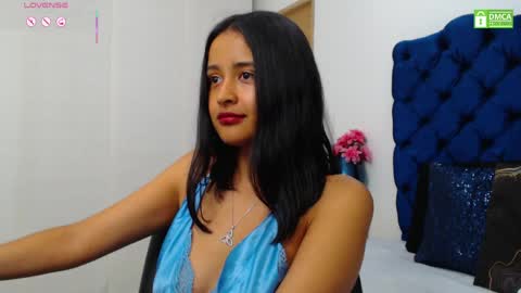 Snapshot of lili666_ chatting on 04/10/26, 03:45 Lili online show from 04/10/26, 03:45