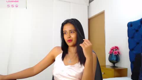 Snapshot of lili666_ chatting on 06/16/26, 03:20 Lili online show from 06/16/26, 03:20