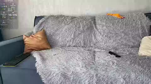 Lili online show from 04/01/26, 10:49