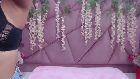 Snapshot of lili_candies chatting on 09/25/25, 11:58 LILI CANDIES online show from 09/25/25, 11:58