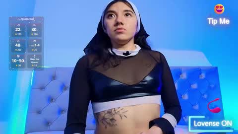 Snapshot of lili_candysex chatting on 10/19/25, 01:45 Lili online show from 10/19/25, 01:45