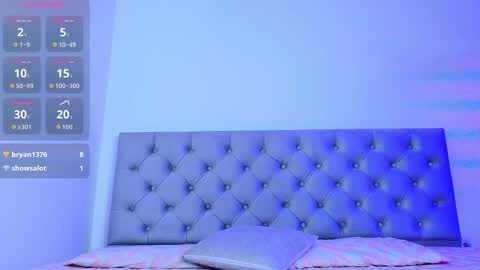 Lili  online show from 11/06/25, 04:19