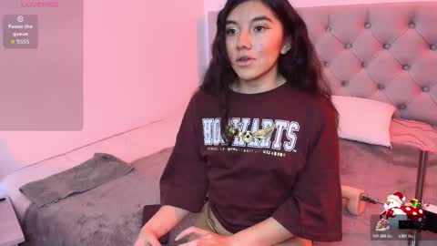 Lili  online show from 12/16/25, 01:27