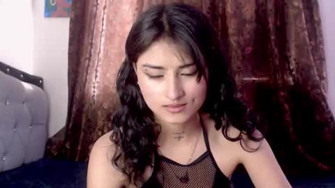 lili_clan11 online show from 01/15/26, 04:44